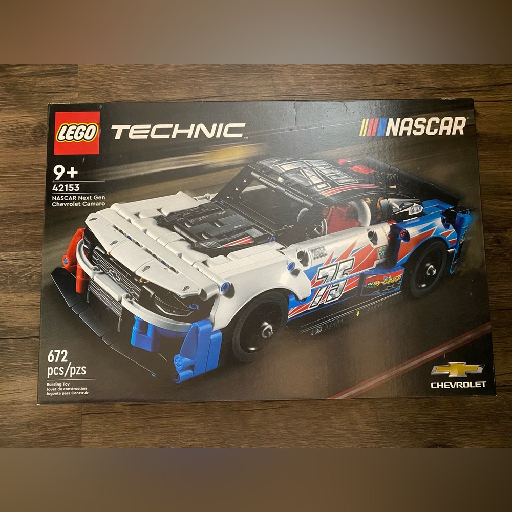 LEGO TECHNIC: Nascar NextGen Chevrolet Camaro Zl1 (42153)